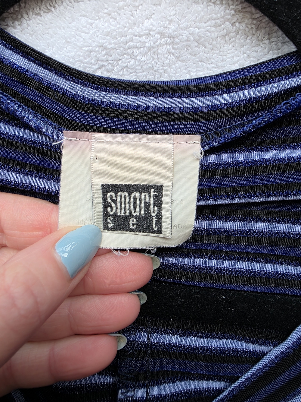 Smart Set Y2K Blue Striped Maxi Dress XS Stretch V-Neck Made in Canada Going Out - Picture 9 of 14